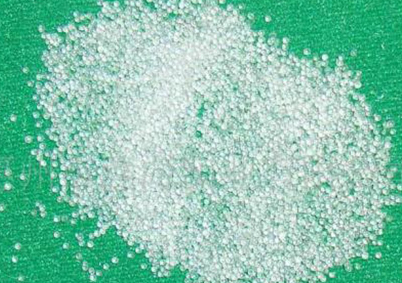 在玻璃珠银幕的实际生产操作中出现的问题